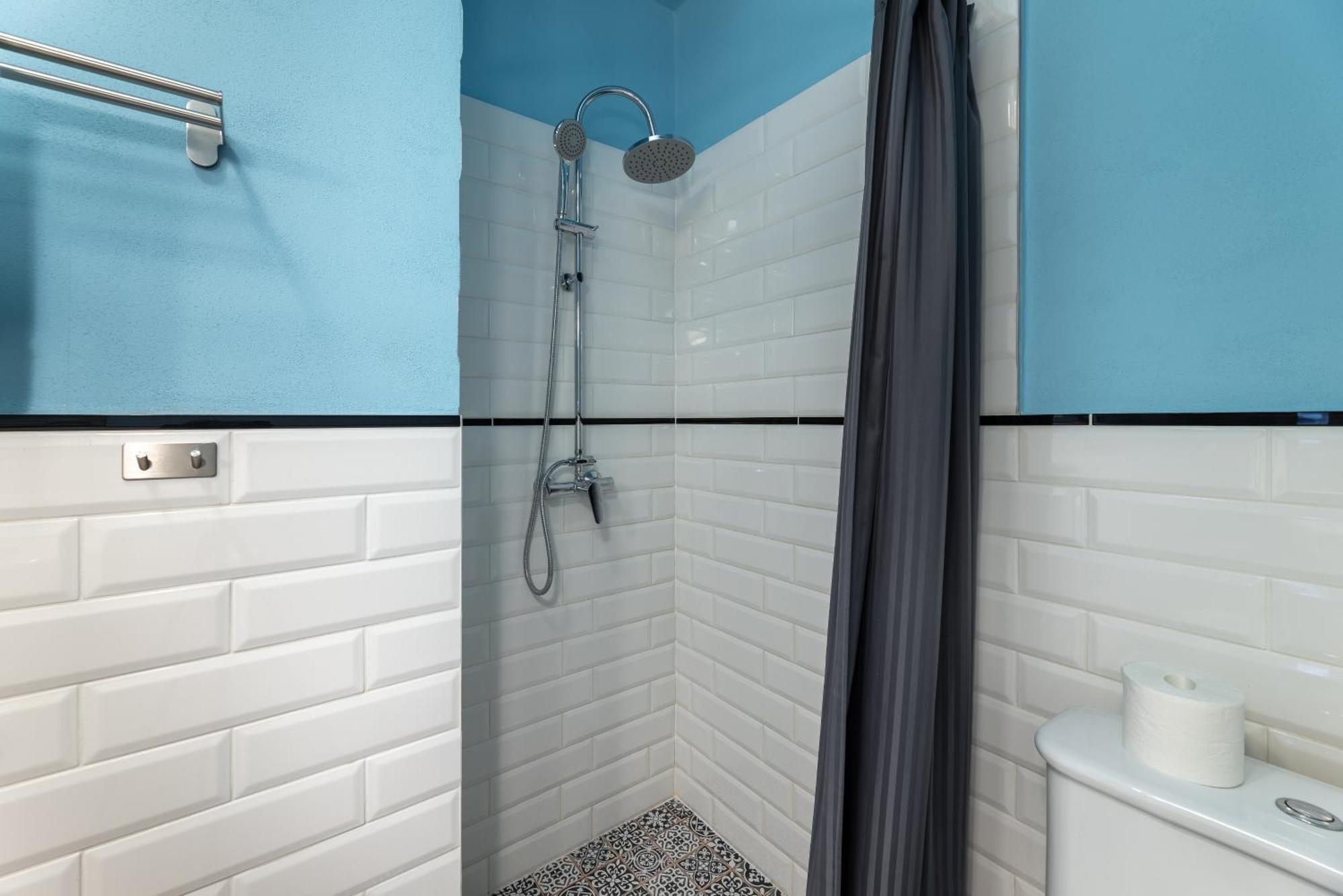 Charming 1 Bedroom Apartment In The City Center Of Prag Exterior foto